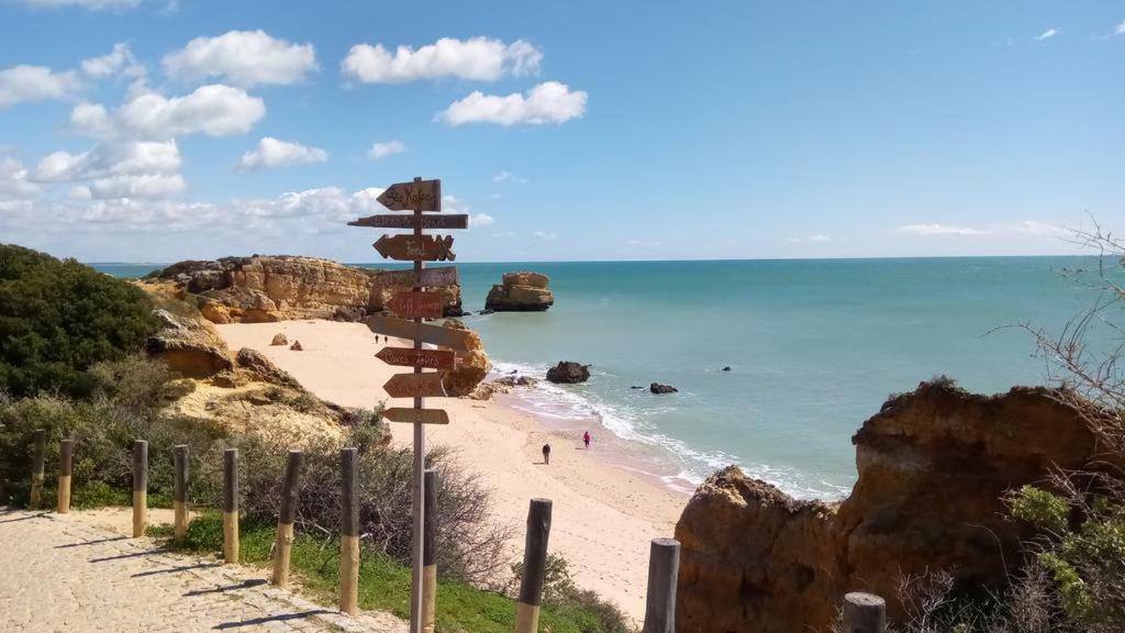 Marina De Albufeira Orada Resort - 2-Bed Apartment With Huge Pool Bagian luar foto